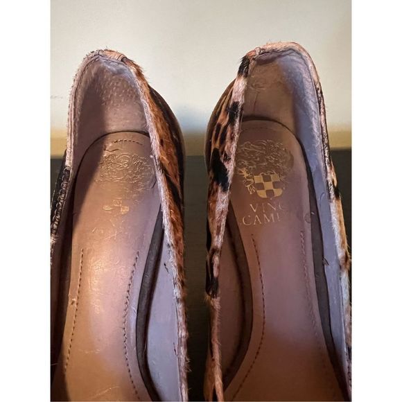 Vince Camuto Studded Leopard print calf hair platform stiletto - sz6.5B - Picture 3 of 8